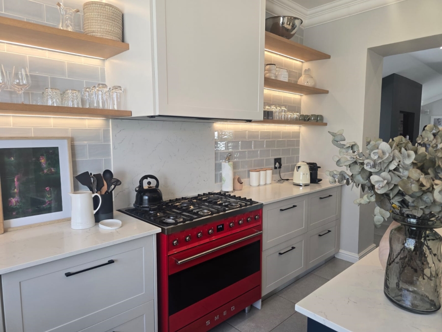 4 Bedroom Property for Sale in Pearl Valley at Val de Vie Western Cape